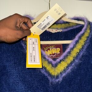 Pre own MARNI V neck sweater Wore once fuzzy wussy college Royal wore once